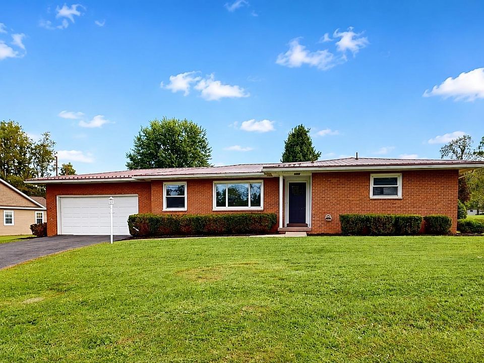 1st image of 1613 Russell Ct