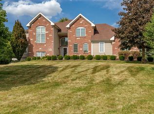 1622 Valley View Dr, Belvidere, IL 61008