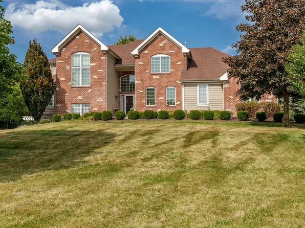 1622 Valley View Dr, Belvidere, IL 61008