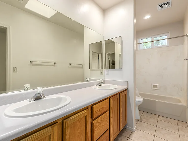 8119 N Peppersauce Dr — Photo 17