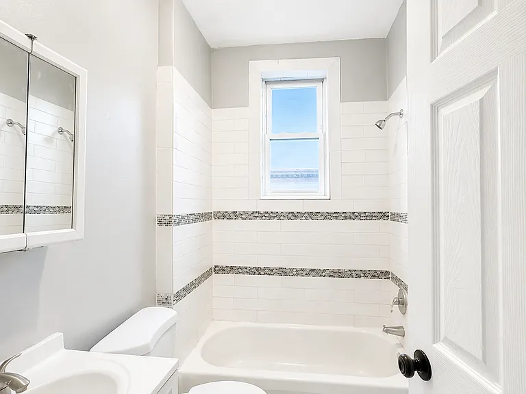 233 Littleton Ave #11 — Photo 8
