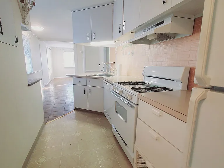 36 Givens Ave #1 — Photo 3