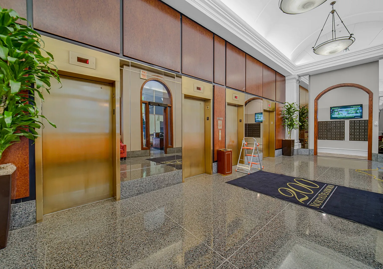 1 bed, 770 sqft, $2,275 — Photo 2