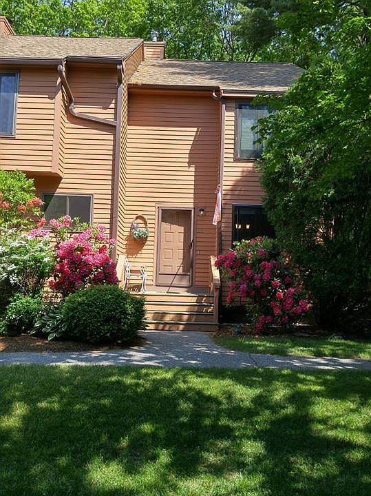 1st image of 88 Dunvegan Woods Drive #88
