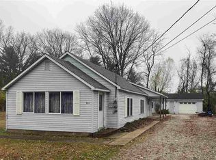 911 N 37th St, Terre Haute, IN 47803