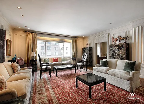 Sold by Warburg | media 11