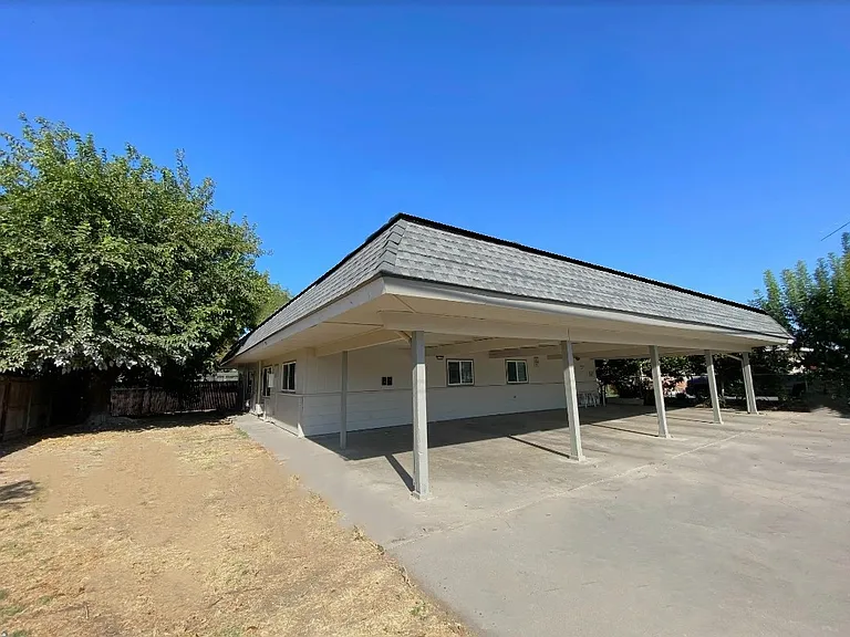 2775 Muir St — Photo 1