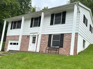 347 Cherokee Trl, Huntington, WV 25705
