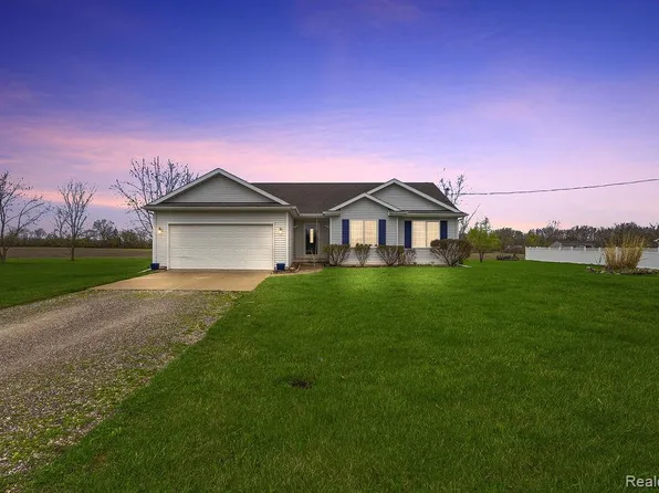 10511 N Lewis Rd, Clio, MI 48420