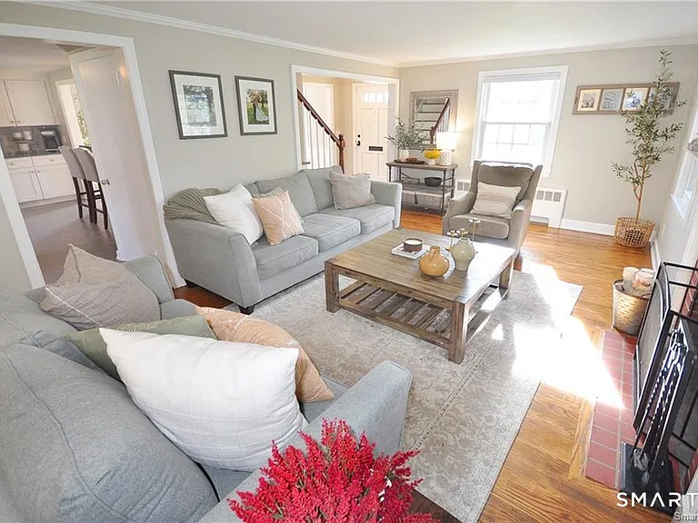 26 Greystone Rd — Photo 5