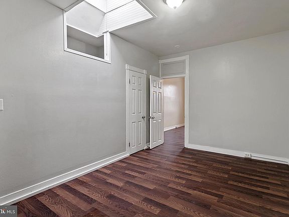 5th image of 811 N Milton Ave