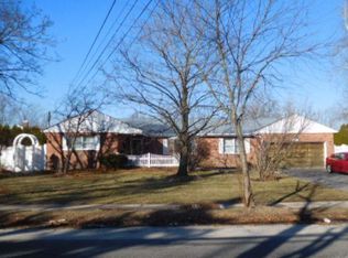 1057 5th Ave, East Northport, NY 11731