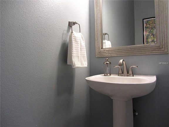 3rd image of 9537 Southern Garden Cir