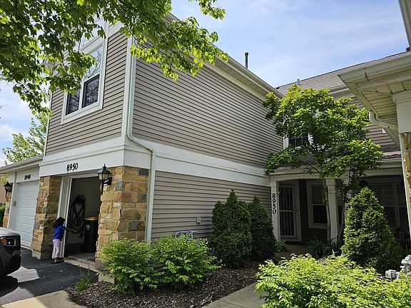 3rd image of 8950 W Heathwood Cir