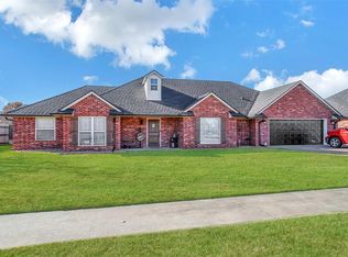 3409 Lyle Rd, Weatherford, OK 73096