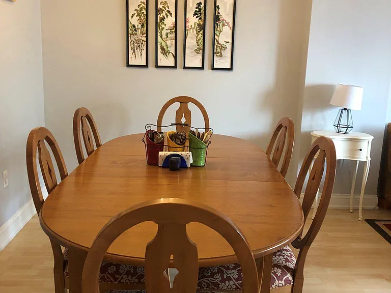 1420 Locust St #6R — Photo 4