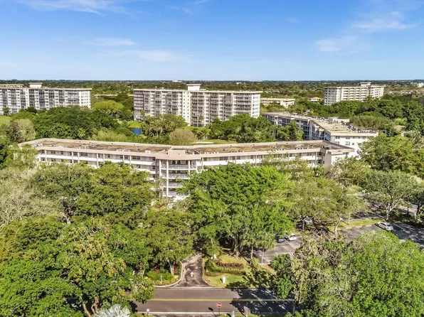 545 Oaks Lane #505, Pompano Beach, FL 33069