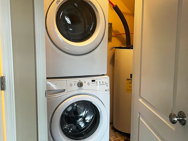 In-unit Washer/Dryer