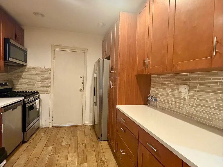 206 Hancock Ave #2 — Photo 4