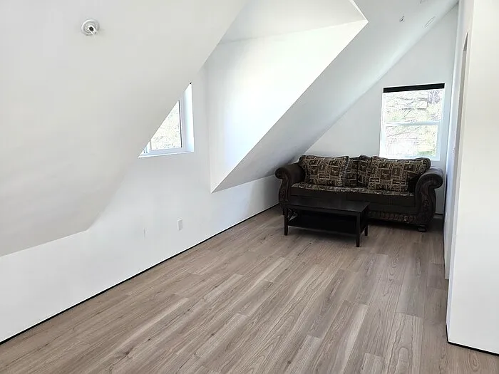 112 Greenspot Blvd — Photo 12