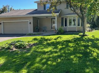 4824 Shevlin Ct, Eagan, MN 55122