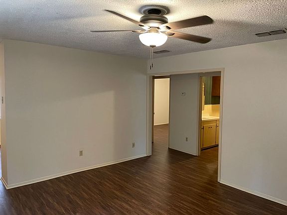 5th image of 12457 Cimmarron Dr