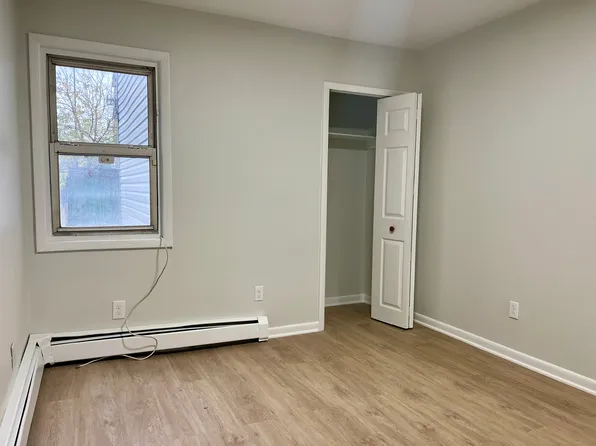 352 Paterson Plank Road image 8 of 8