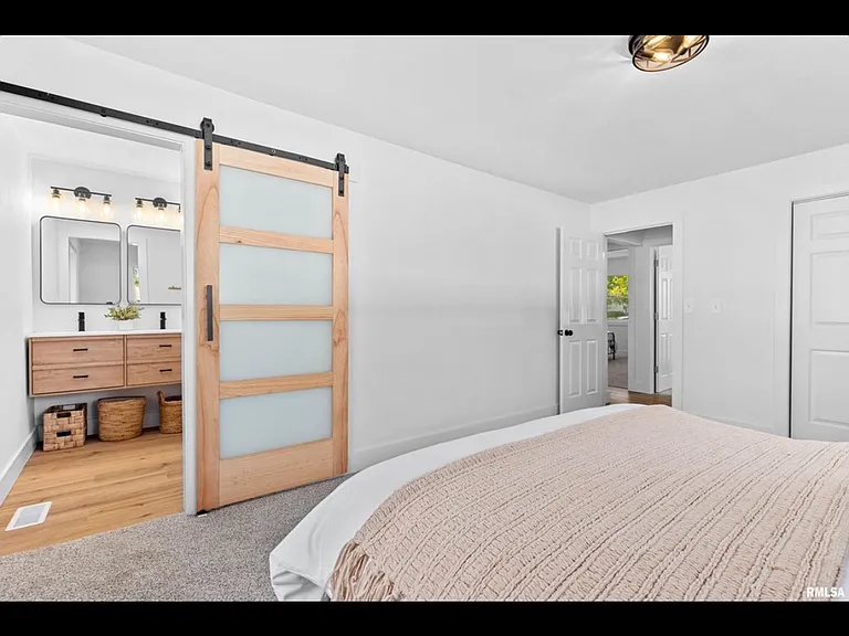13427 N Dover Ln — Photo 16