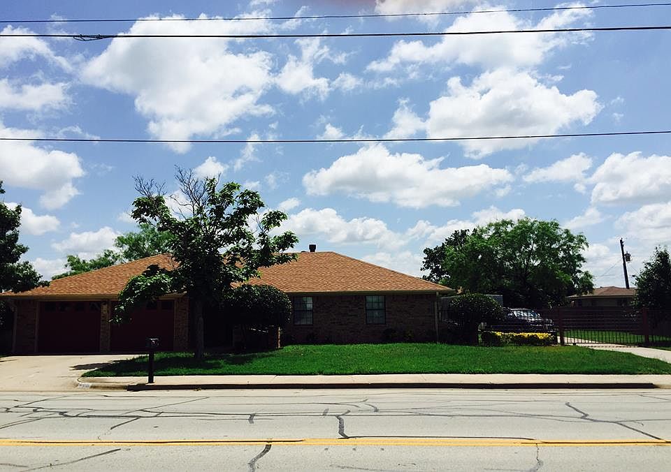 1st image of 1717 City View Dr