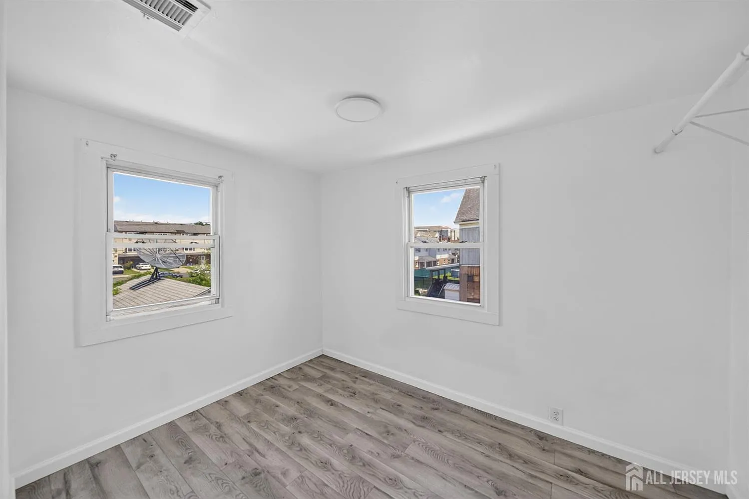 2 bed, 1.0 bath, $2,250 — Photo 4