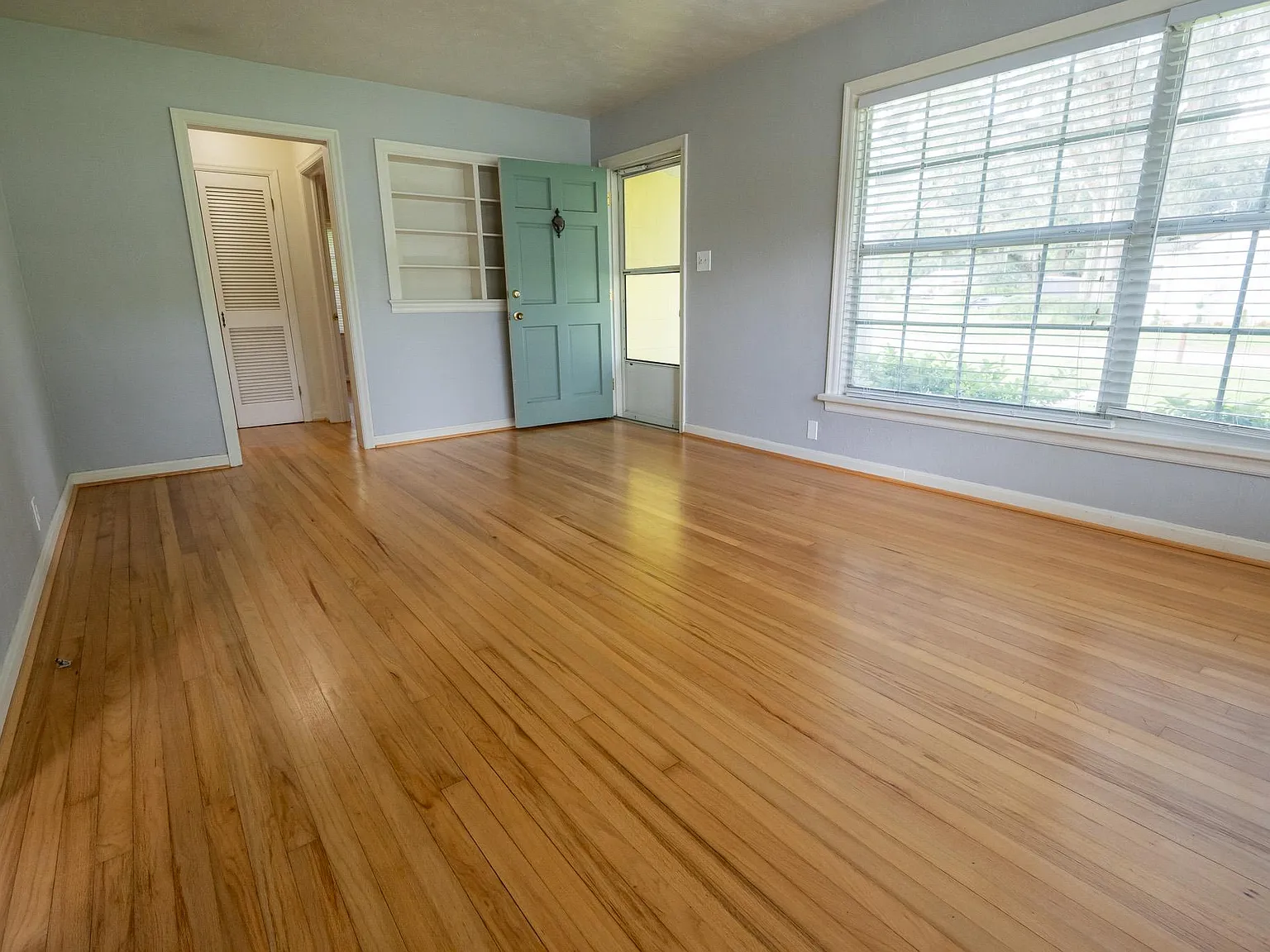 3 bed, 1529 sqft, $2,800 — Photo 2