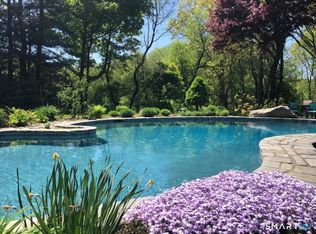 12 Mauweehoo Hl, Sherman, CT 06784