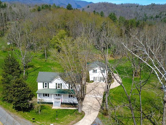 2nd image of 800 E Morris Hill Rd