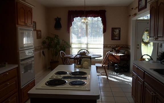 5th image of 598 Countrywood Blvd