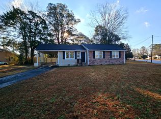 528 Henderson Dr, Jacksonville, NC 28540