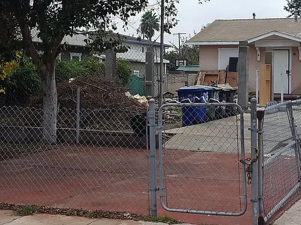 675 W Sepulveda St, San Pedro, CA 90731