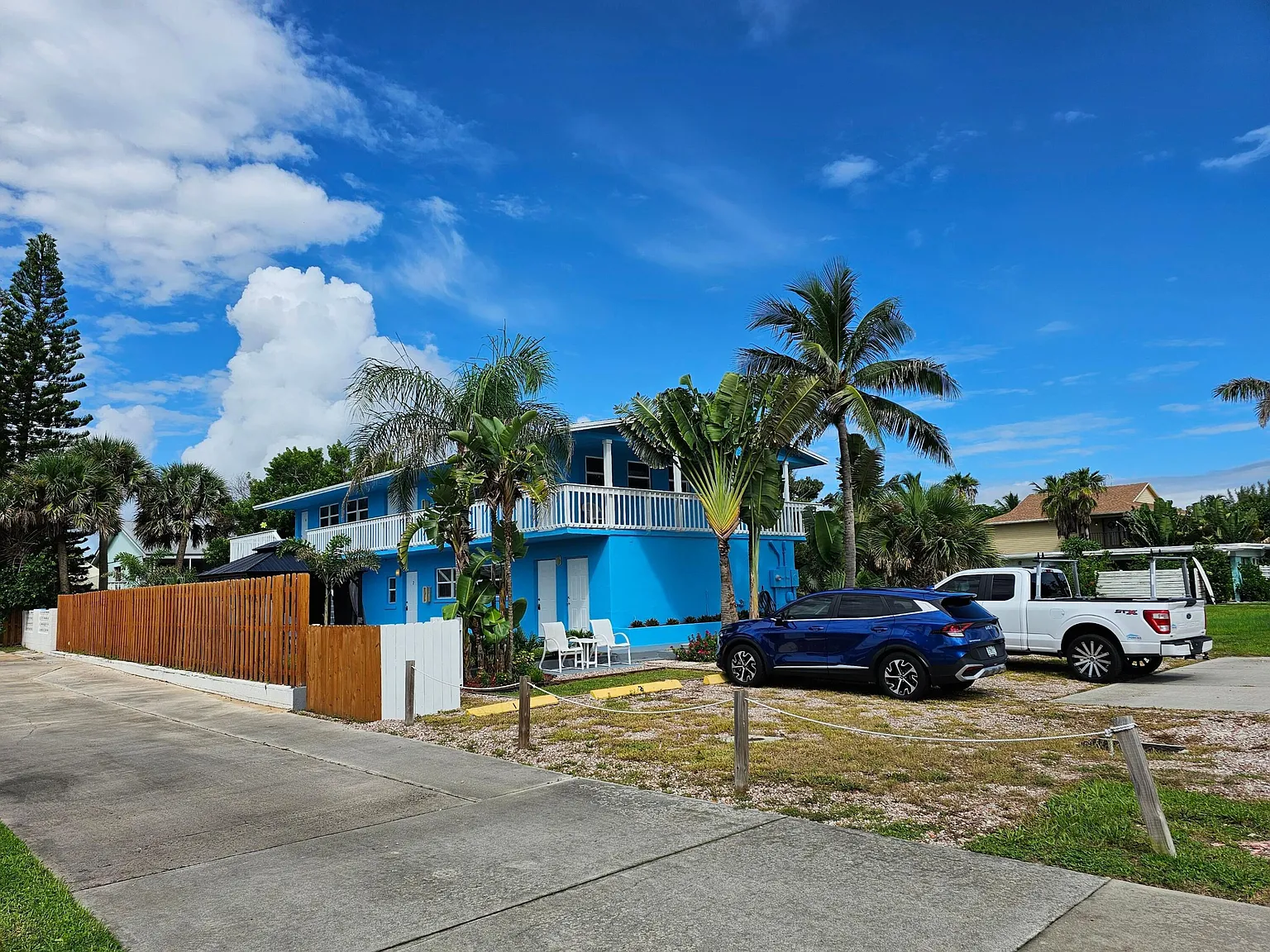 2 bed, 1.0 bath, 800 sqft, $2,100 — Photo 2