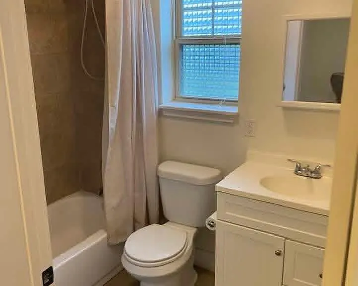 910 Lewis Dr — Photo 6