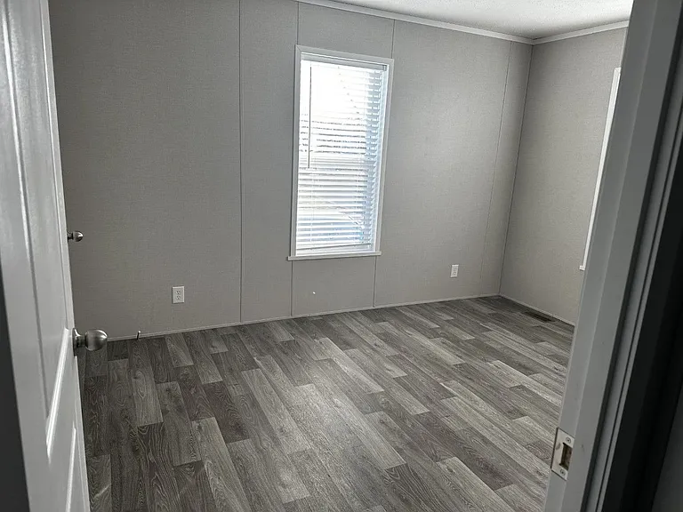 North Glen Village — Photo 11