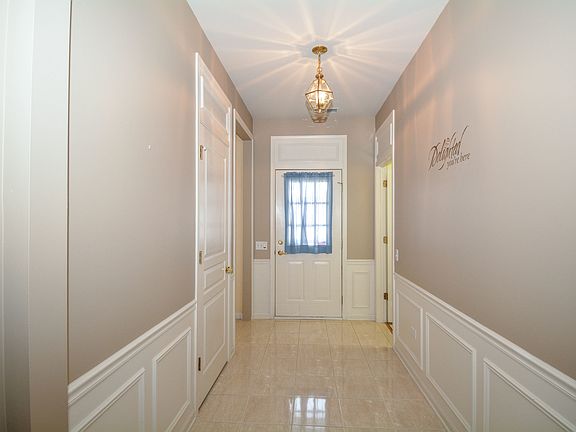 2nd image of 13470 Honeysuckle Dr