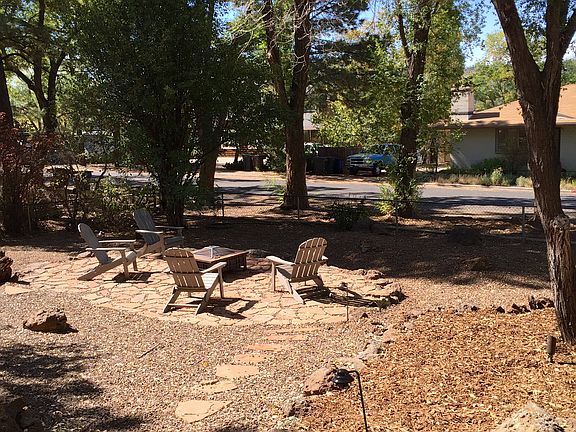 Beautifully treed yard