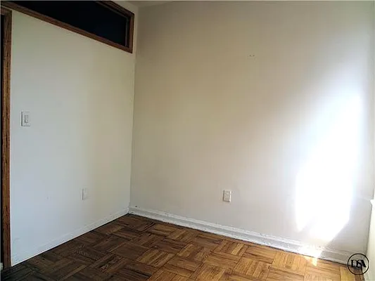 Rented by DSA Realty | media 28