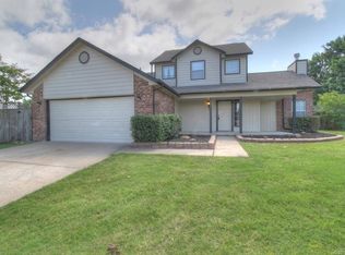 14141 S Glen St E, Glenpool, OK 74033