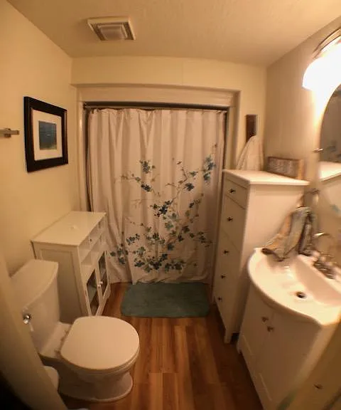 2346 Sherbrook St — Photo 18