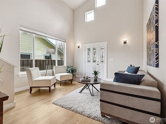 4th image of 1726 10th Avenue SE