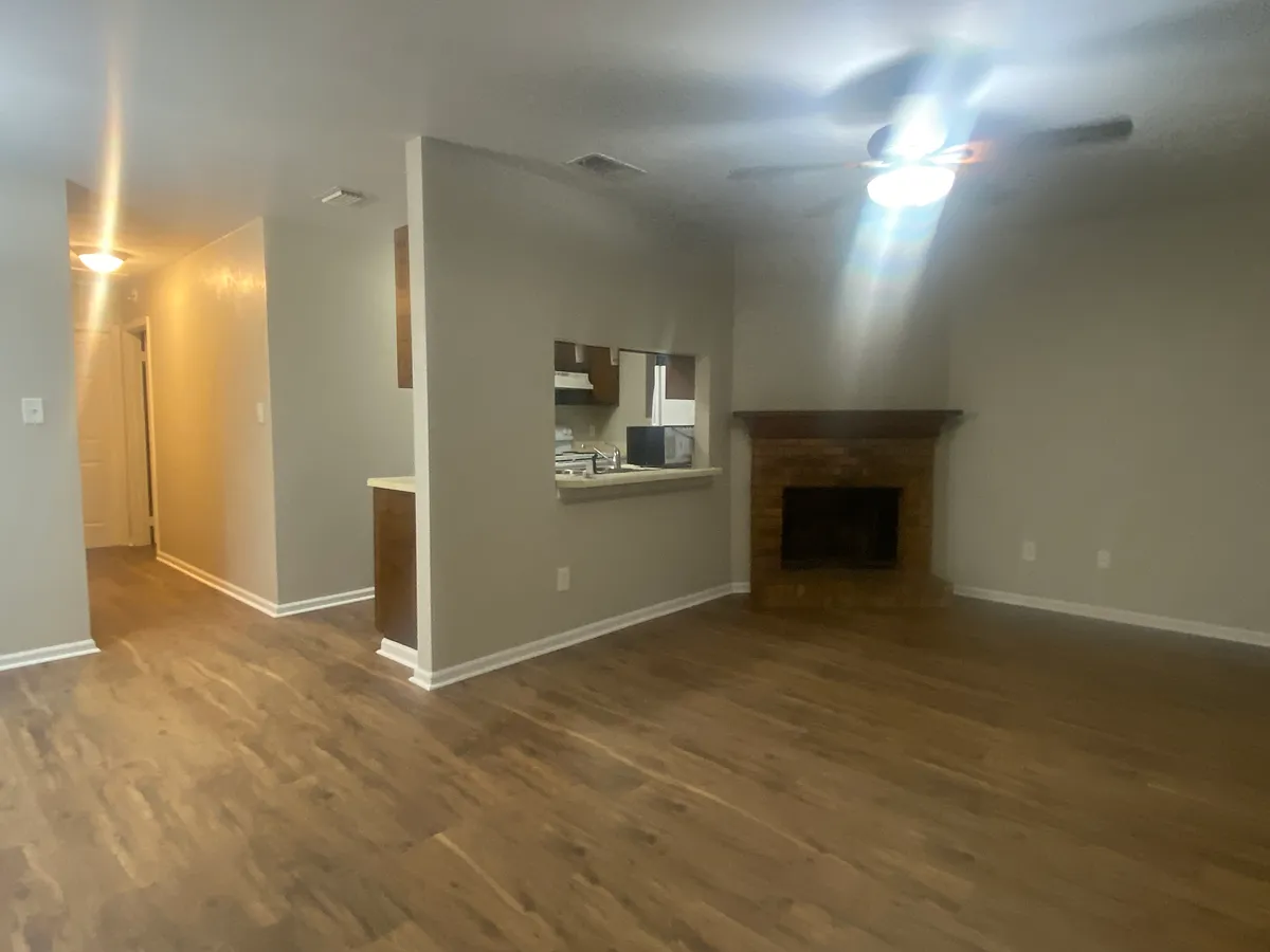 Building Photo - 3017 Rain Valley Cir