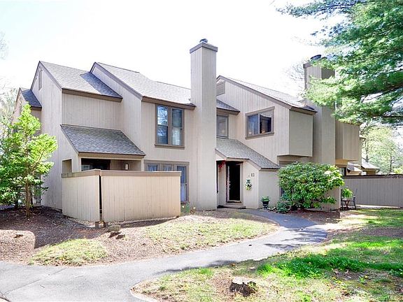 3rd image of 3 Woods Hollow Ct #178-C