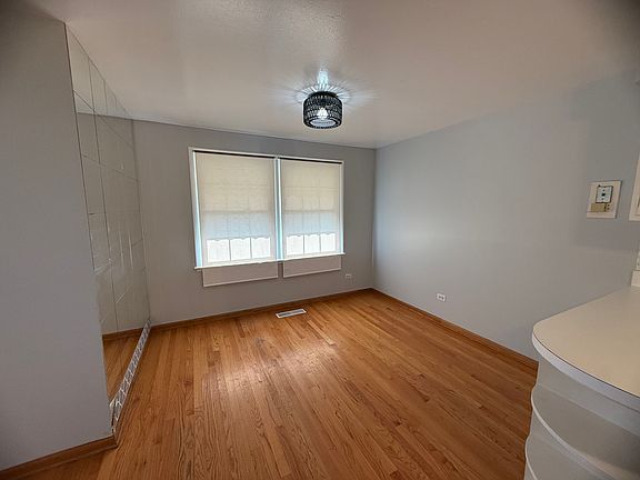 4th image of 12821 S Manistee Ave