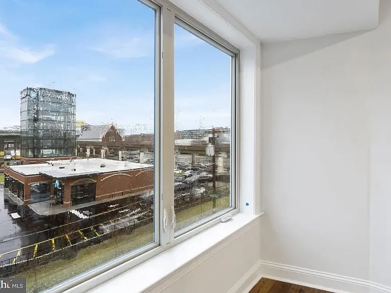 41 W Wildey St #1 — Photo 9