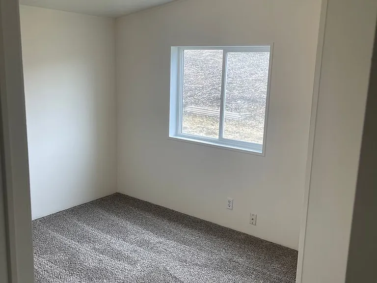 1481 Tozer Rd — Photo 11